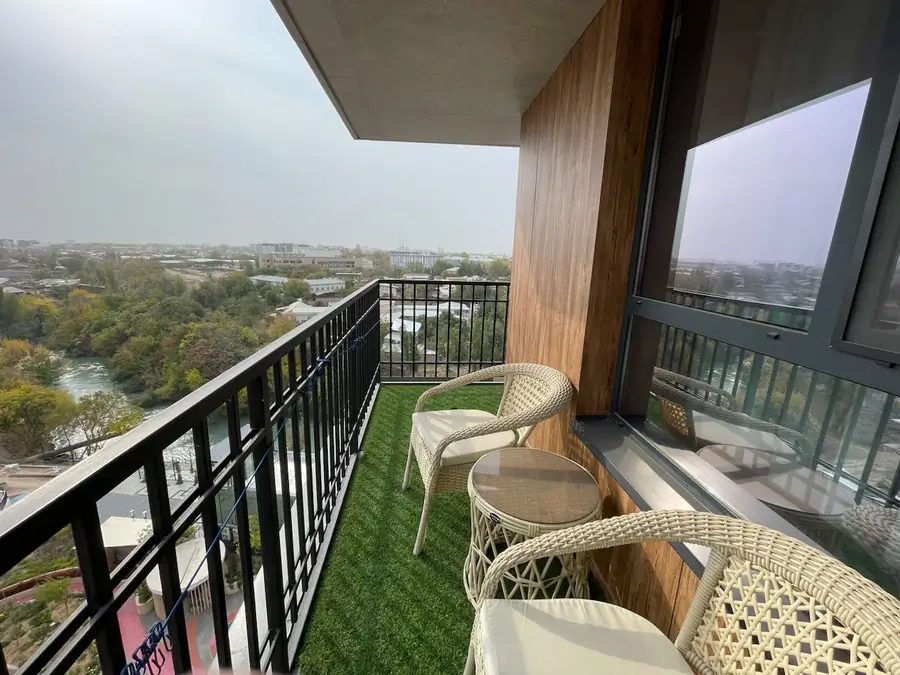 Сдается 2-комнатная квартира − 53 м²