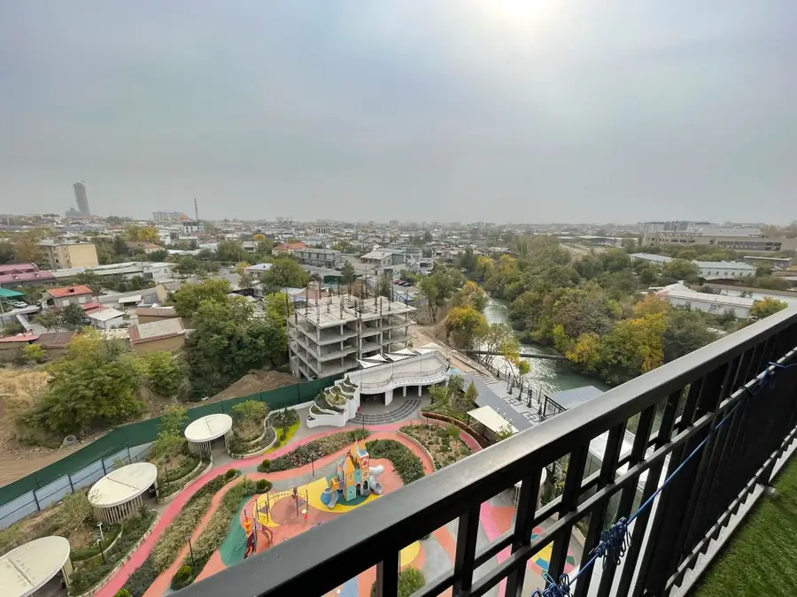 Сдается 2-комнатная квартира − 53 м²