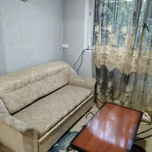 1-комнатная квартира − 45 м², 2/4 этаж