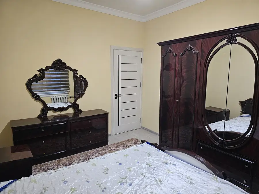 Ijaraga 4 xonali kvartira − 90 m²