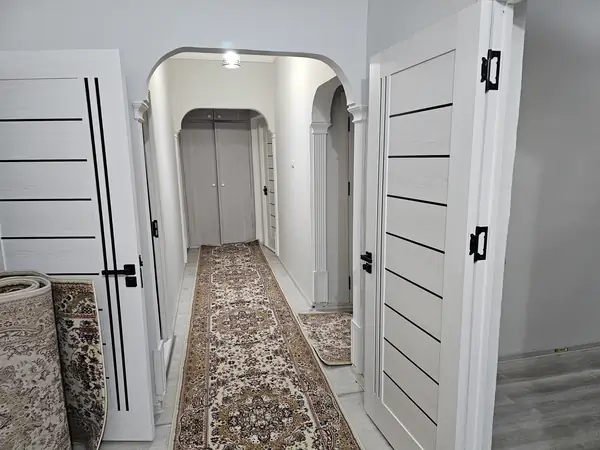 4-комнатная квартира − 90 м², 2/5 этаж