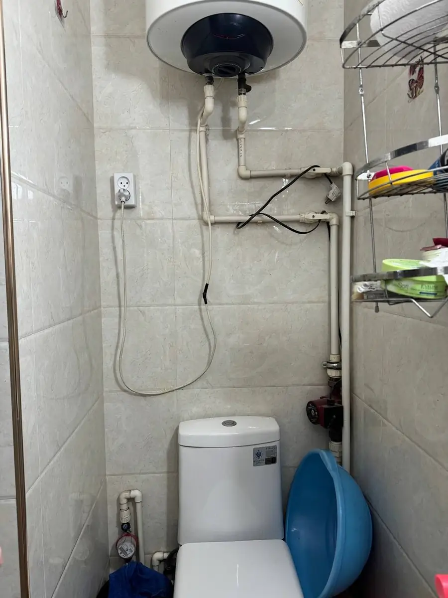 1 xonali kvartira sotiladi − 20 m²