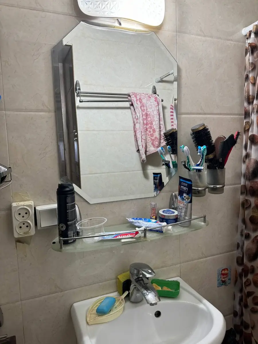 1 xonali kvartira sotiladi − 20 m²