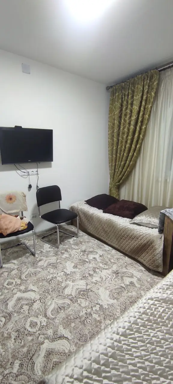 Сдается 2-комнатная квартира − 30 м²