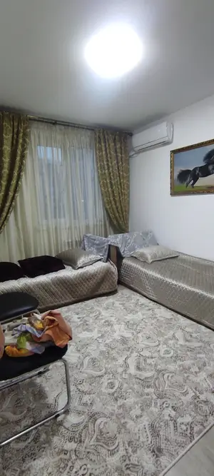 Сдается 2-комнатная квартира − 30 м²