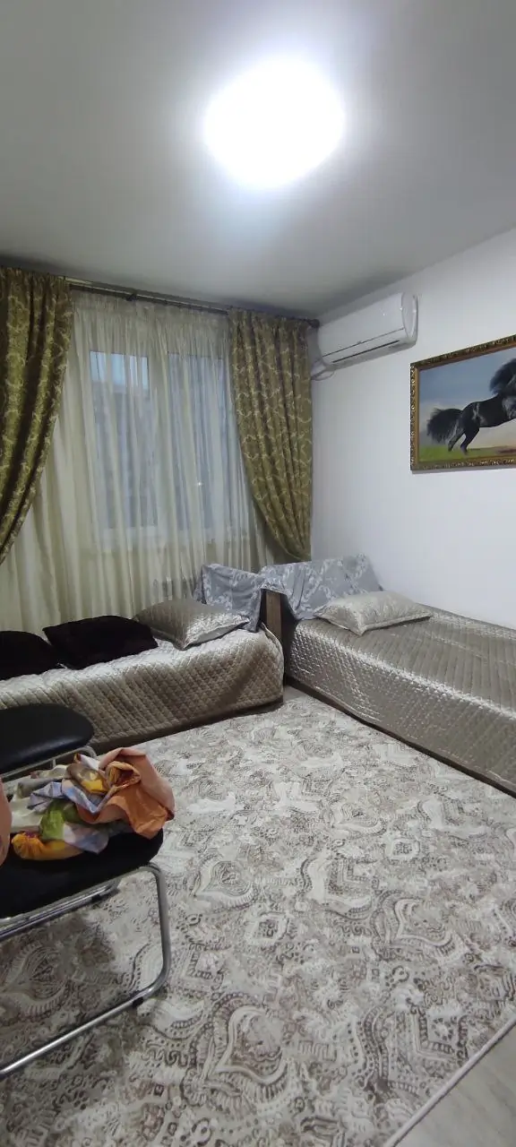 Сдается 2-комнатная квартира − 30 м²