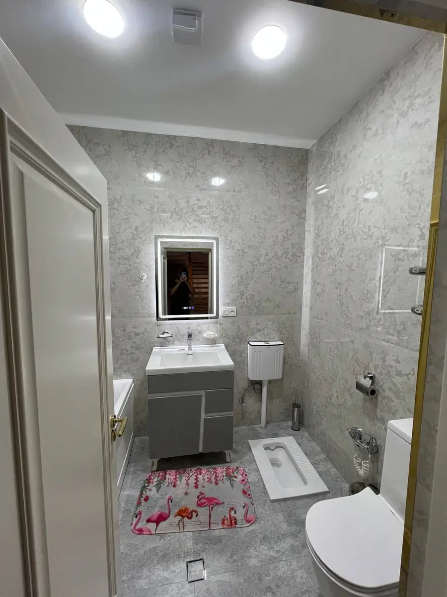 Продается 2-этажный дом − 360 м²