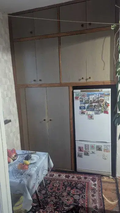 1 xonali kvartira sotiladi − 43 m²