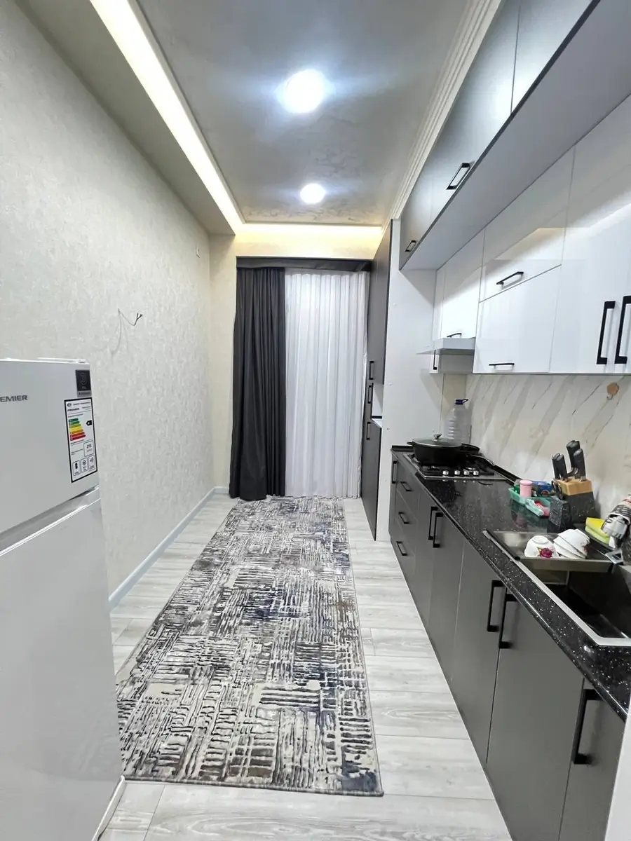 2-комнатная квартира − 85 м², 8/10 этаж