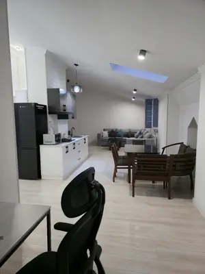 3-комнатная квартира − 100 м², 9/9 этаж