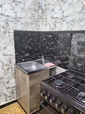 1-комнатная квартира − 42 м², 2/4 этаж