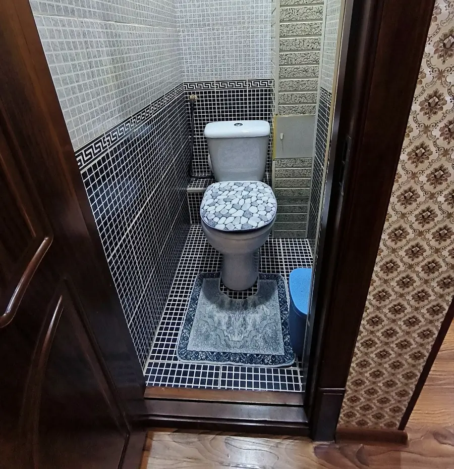 4 xonali kvartira sotiladi − 82 m²