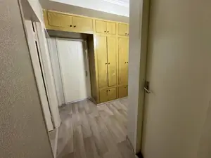 Сдается 3-комнатная квартира − 65 м²