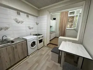 3 xonali kvartira − 65 m², 2/4 qavat