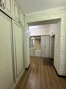 4 xonali kvartira − 110 m², 6/7 qavat