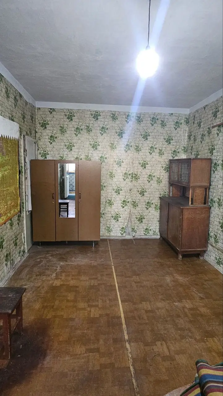 1 xonali kvartira − 33 m², 4/5 qavat
