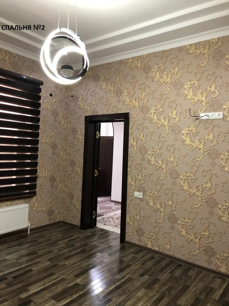 Продается 1-этажный дом − 200 м²