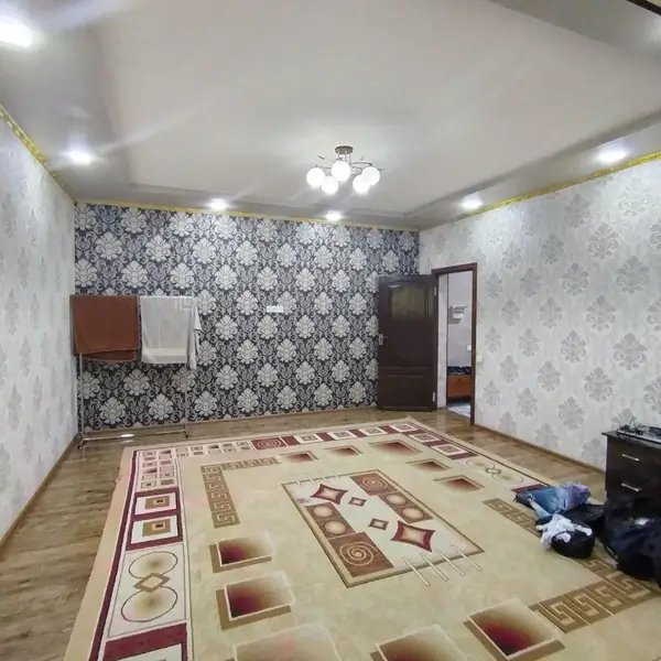 2-комнатная квартира − 65 м², 3/9 этаж