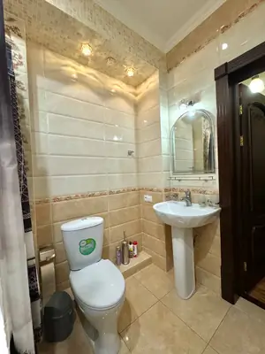 Ijaraga 4 xonali kvartira − 136 m²