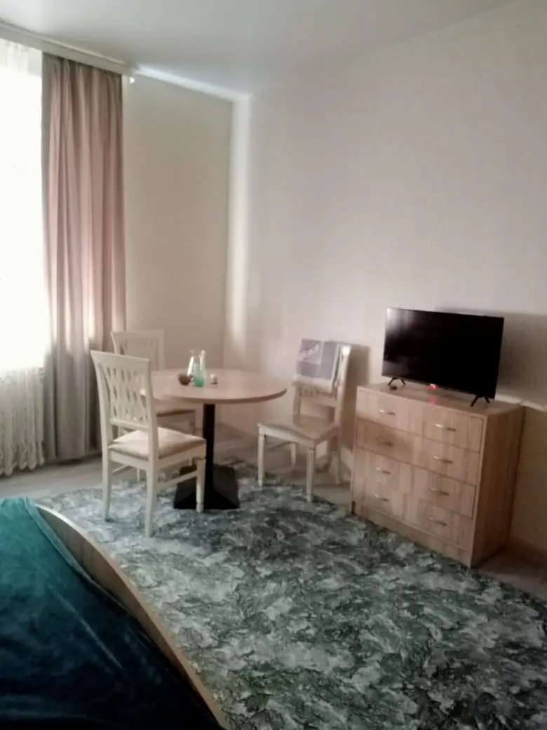 Сдается 1-комнатная квартира − 36 м²