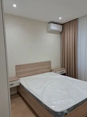 Сдается 2-комнатная квартира − 64 м²
