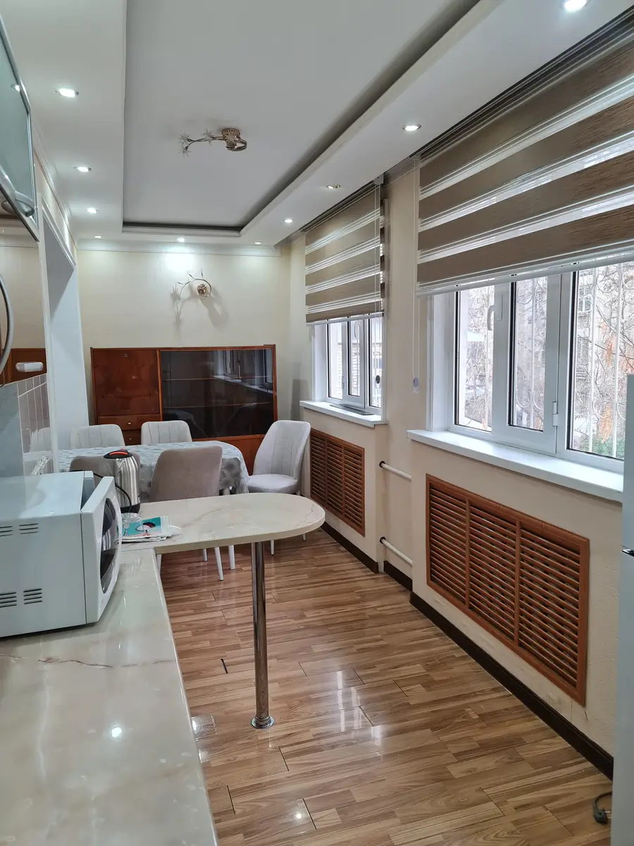 3 xonali kvartira − 77 m², 2/4 qavat