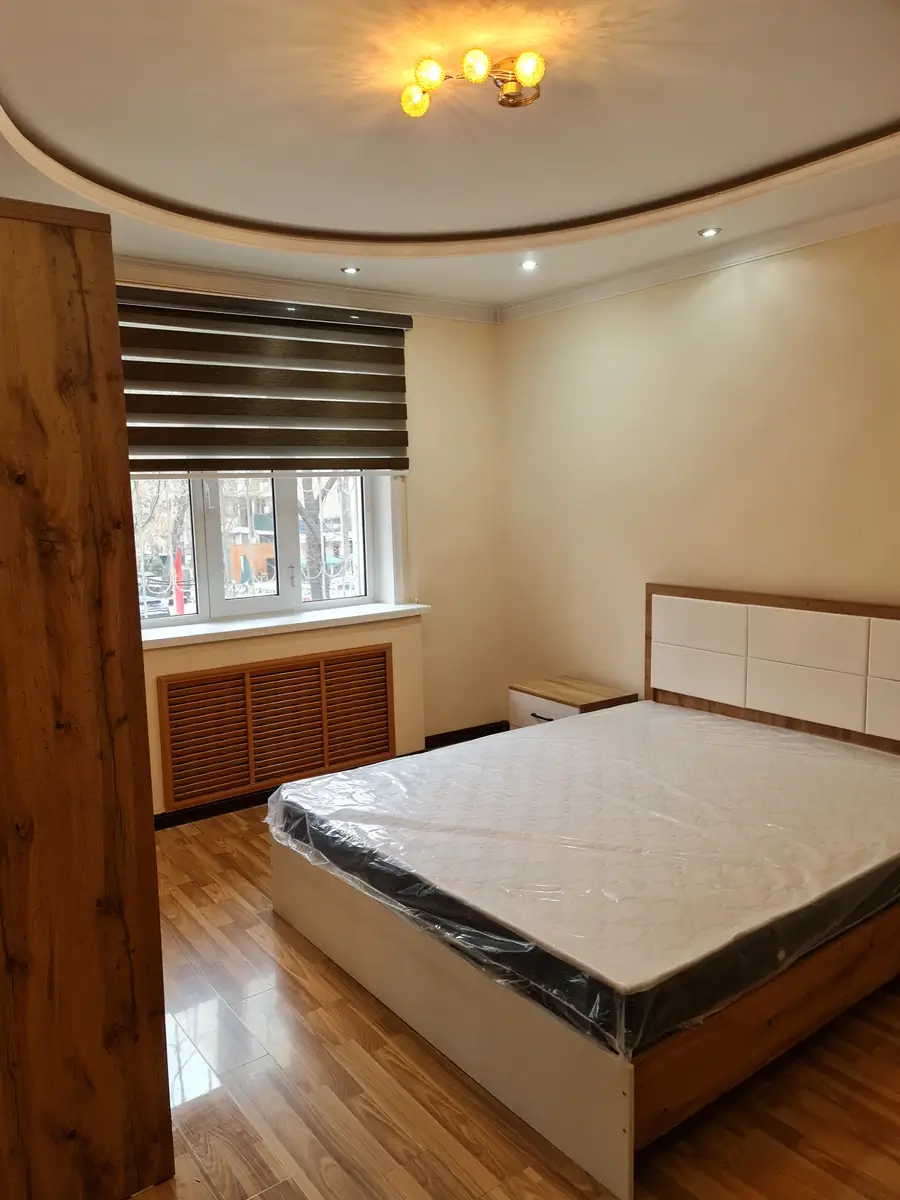 Сдается 3-комнатная квартира − 77 м²