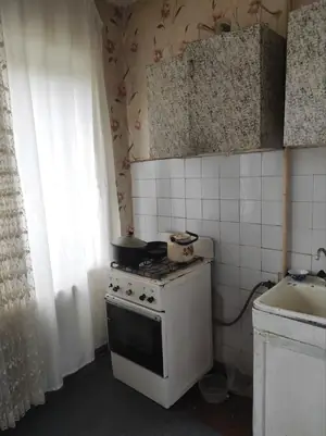 1 xonali kvartira − 150 m², 4/4 qavat