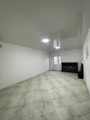Сдается 2-этажный дом − 210 м²