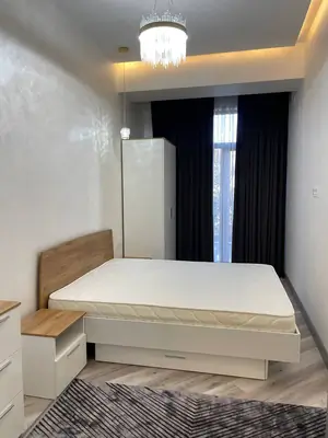 4 xonali kvartira sotiladi − 106 m²