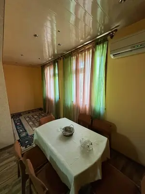 Сдается 3-комнатная квартира − 69 м²