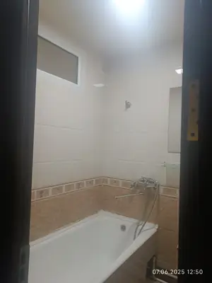 Сдается 3-комнатная квартира − 70 м²