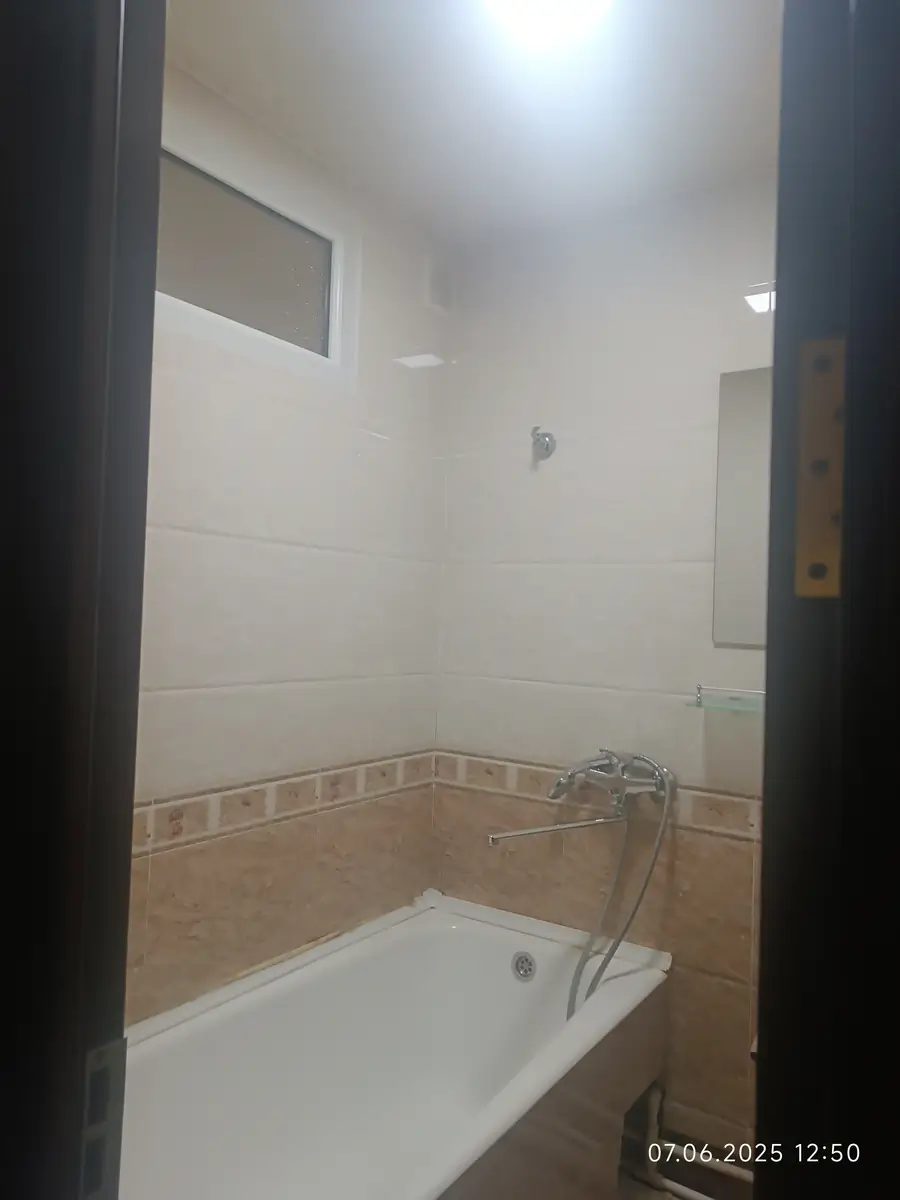 Сдается 3-комнатная квартира − 70 м²