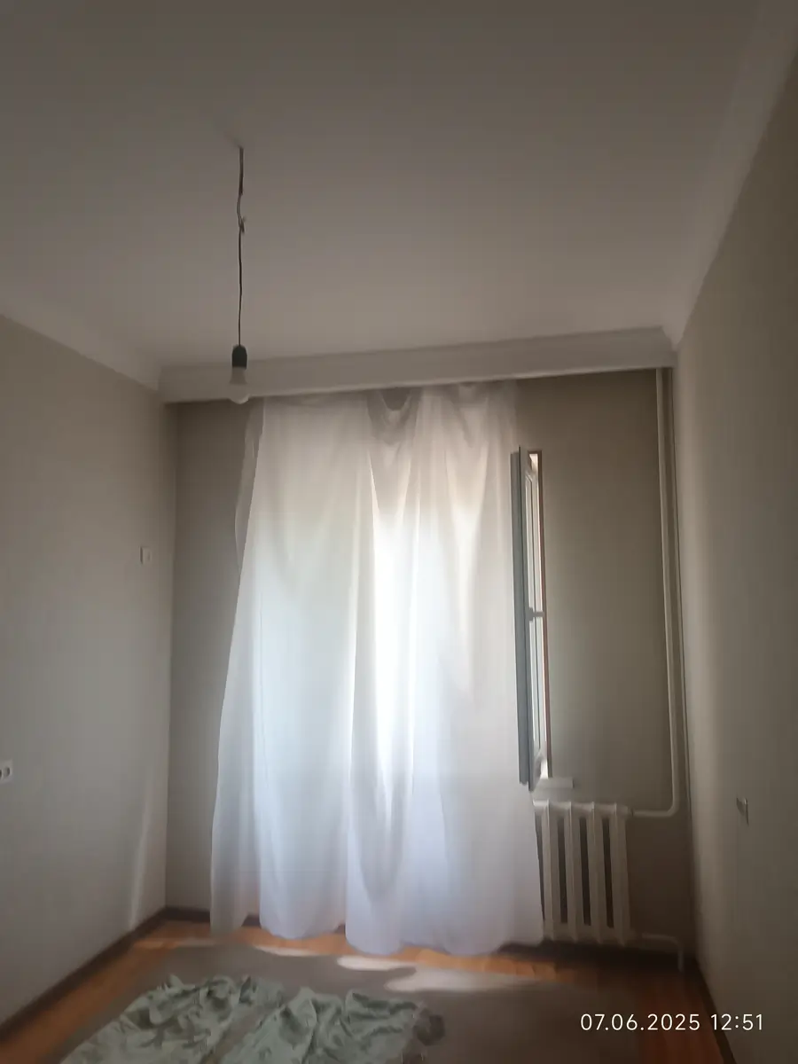 3 xonali kvartira − 70 m², 1/4 qavat