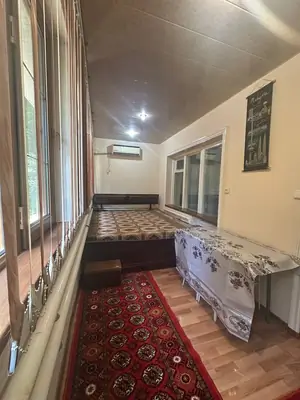 3 xonali kvartira − 80 m², 2/4 qavat