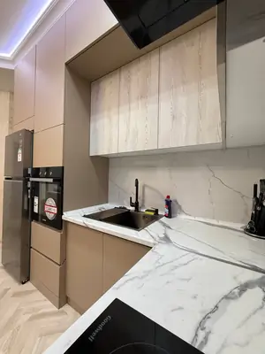 Посуточно 2-комнатная квартира − 55 м²