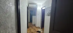 Сдается 2-комнатная квартира − 50 м²