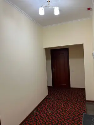Сдается 2-комнатная квартира − 62 м²