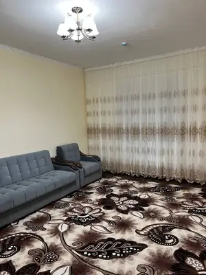 Сдается 2-комнатная квартира − 62 м²
