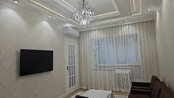 1-комнатная квартира − 38 м², 2/5 этаж
