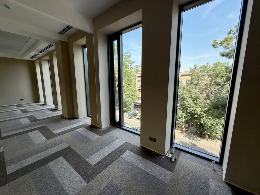 Сдается офис − 70 м²