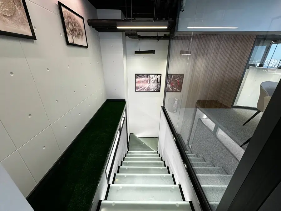 Сдается офис − 90 м²