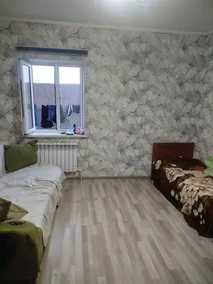 Продается 3-комнатная квартира − 45 м²