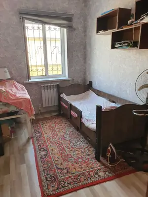 Продается 3-комнатная квартира − 45 м²
