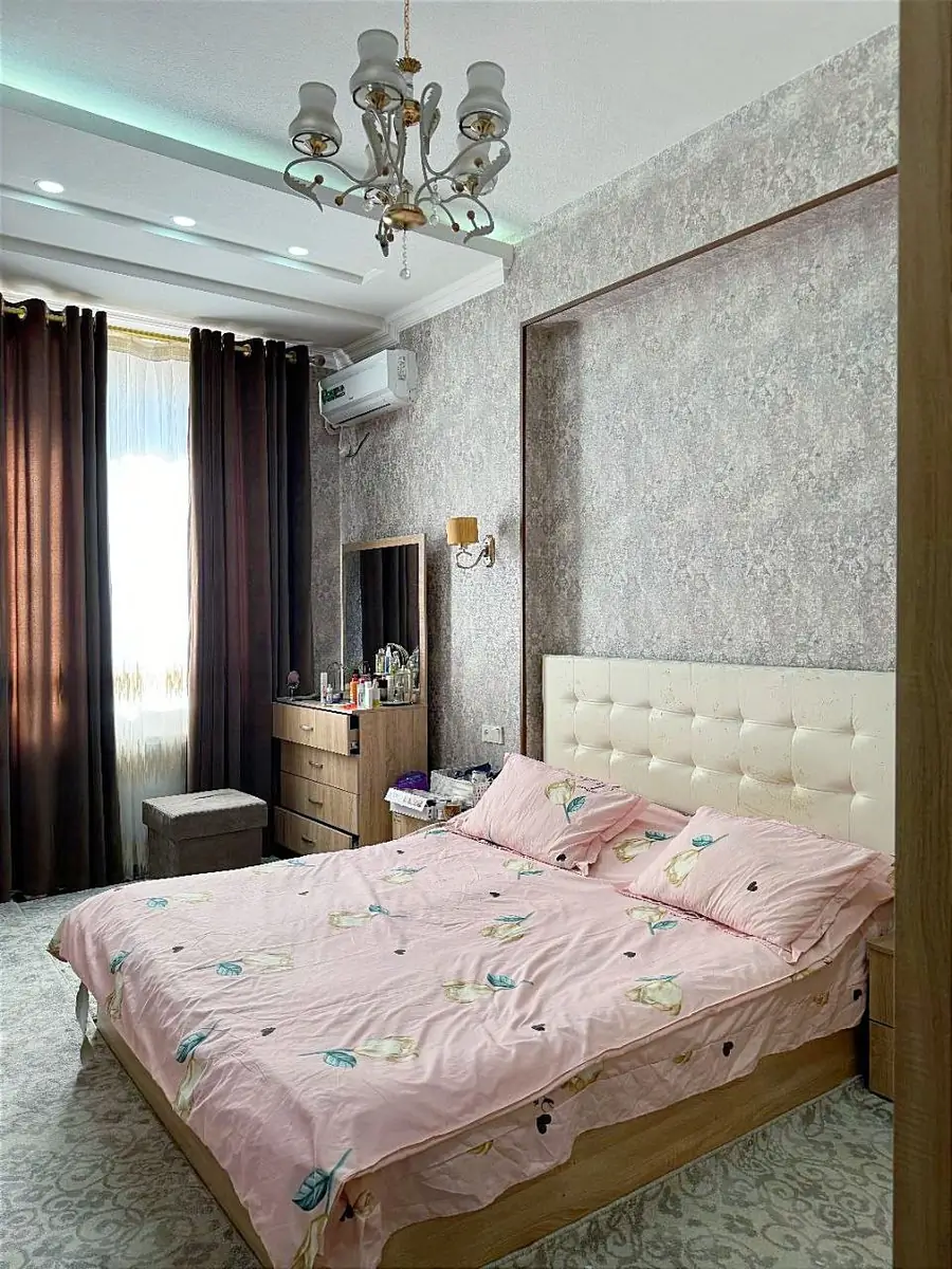 3-комнатная квартира − 70 м², 6/9 этаж