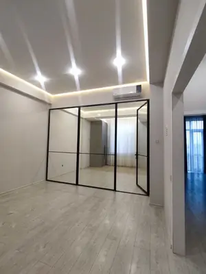 Сдается 2-комнатная квартира − 68 м²