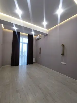 Сдается 2-комнатная квартира − 68 м²