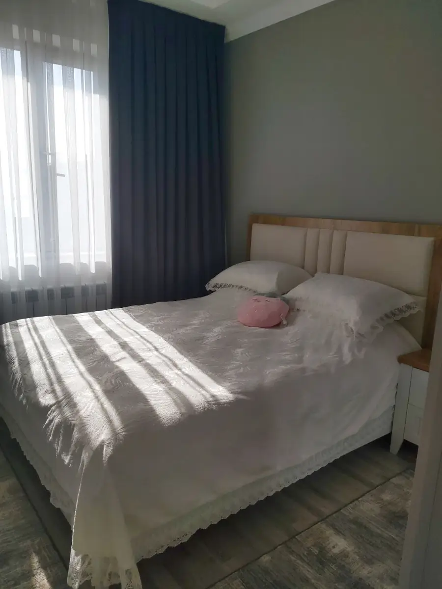 Продается 4-комнатная квартира − 86 м²