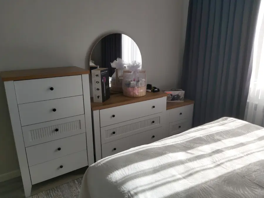 Продается 4-комнатная квартира − 86 м²