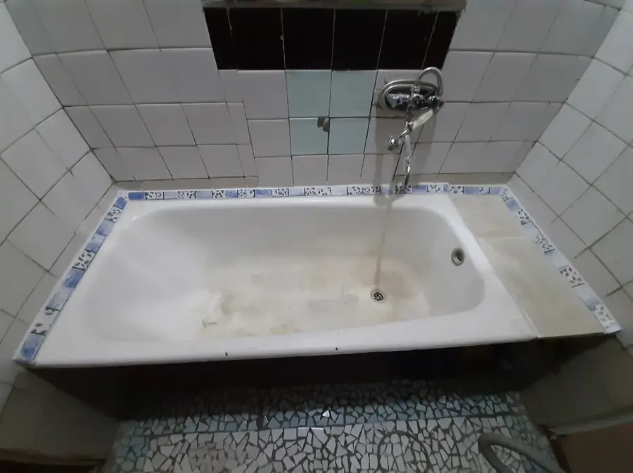 2 xonali kvartira sotiladi − 44 m²